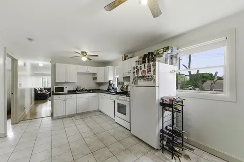 13401 South Avenue L Chicago IL 60633