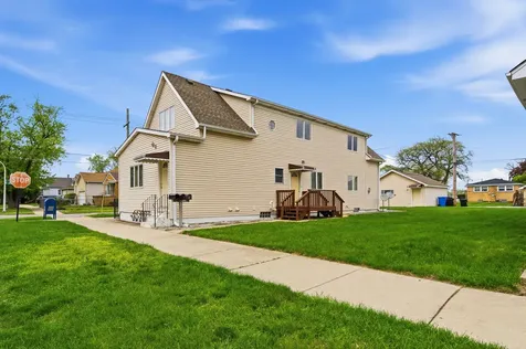 13401 South Avenue L Chicago IL 60633