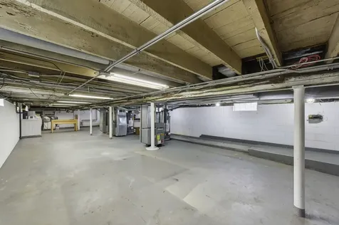 13401 South Avenue L Chicago IL 60633