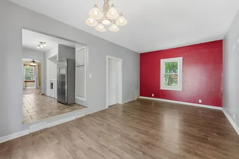 3804 15TH Street B Moline IL 61265
