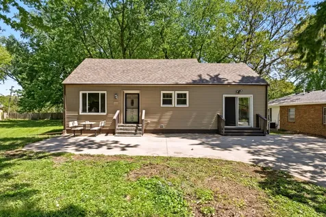 3804 15TH Street B Moline IL 61265