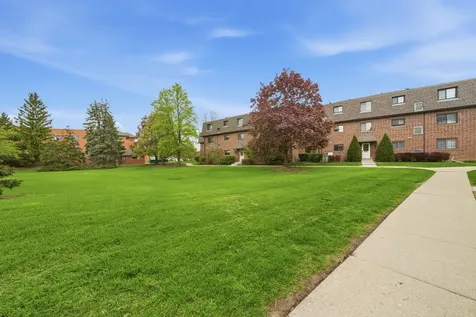 116 Steeple Drive Buffalo Grove IL 60089