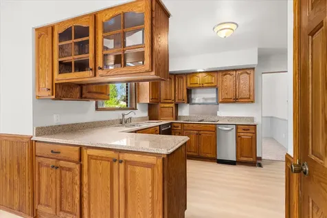 8 Groveland Street Streator IL 61364
