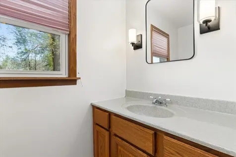 8 Groveland Street Streator IL 61364