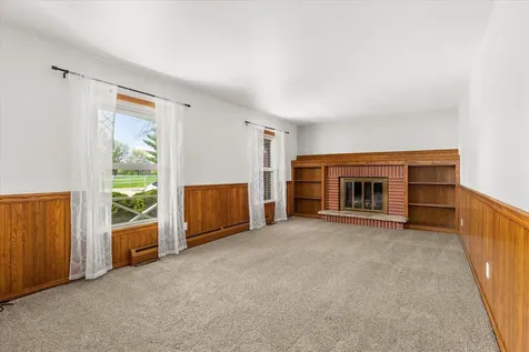 8 Groveland Street Streator IL 61364