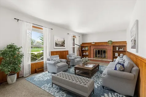 8 Groveland Street Streator IL 61364