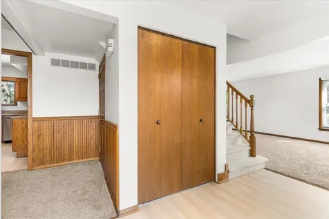8 Groveland Street Streator IL 61364