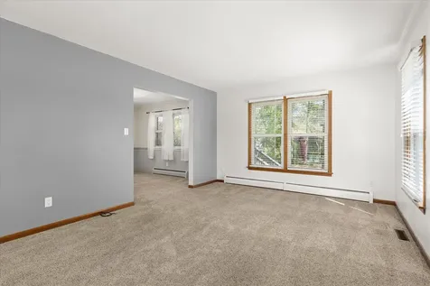 8 Groveland Street Streator IL 61364