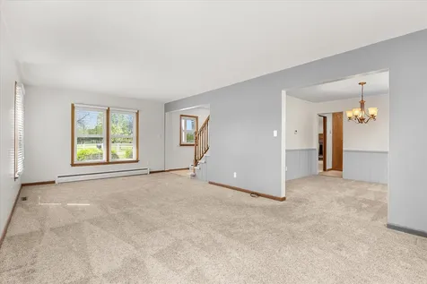 8 Groveland Street Streator IL 61364