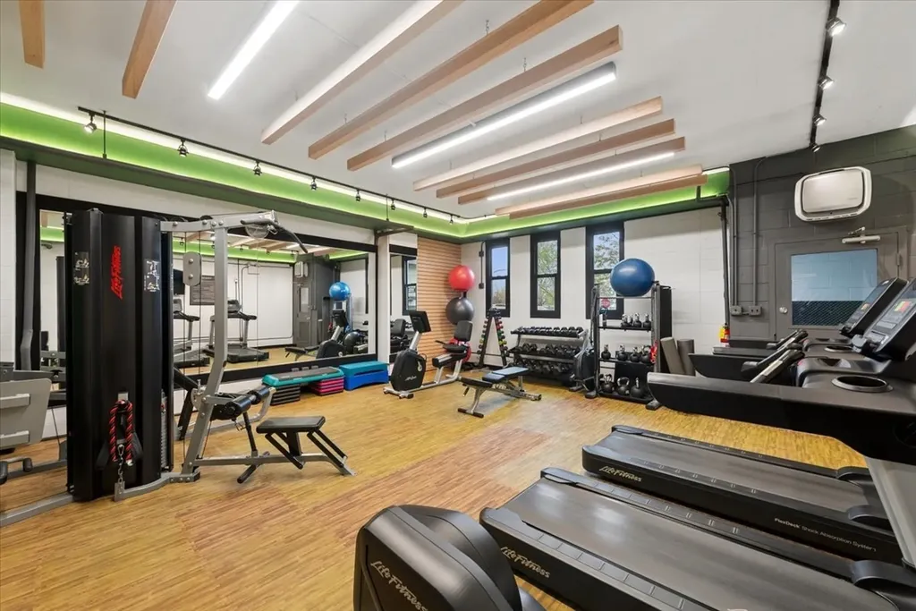 3440 North Lake Shore Drive Chicago IL 60657