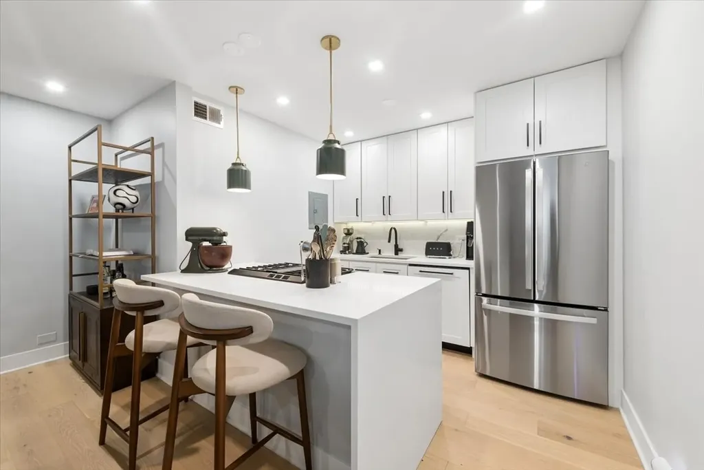 3440 North Lake Shore Drive Chicago IL 60657