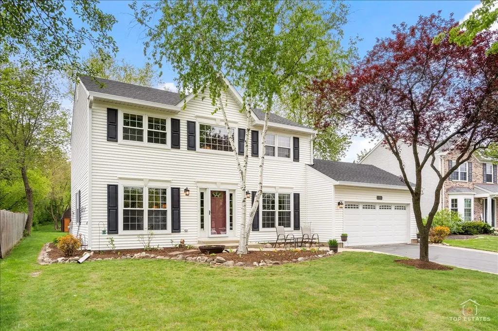 312 Greenview Drive Crystal Lake IL 60014