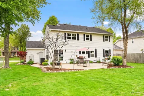 312 Greenview Drive Crystal Lake IL 60014
