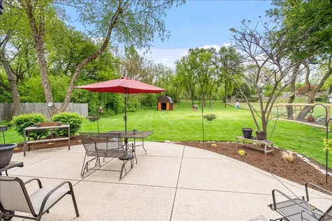 312 Greenview Drive Crystal Lake IL 60014