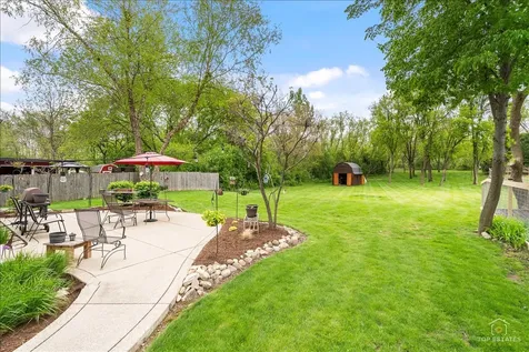 312 Greenview Drive Crystal Lake IL 60014