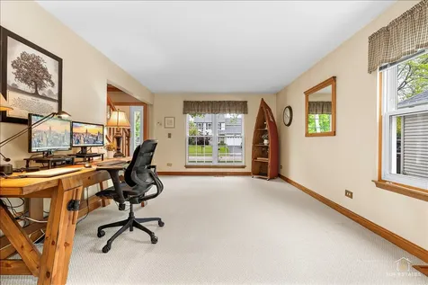 312 Greenview Drive Crystal Lake IL 60014