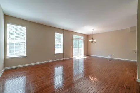 790 Oak Hollow Road Crystal Lake IL 60014