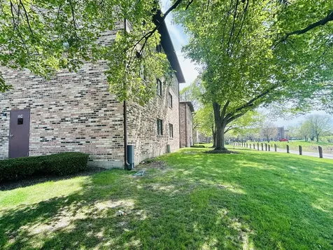 322 Klein Creek Court Carol Stream IL 60188