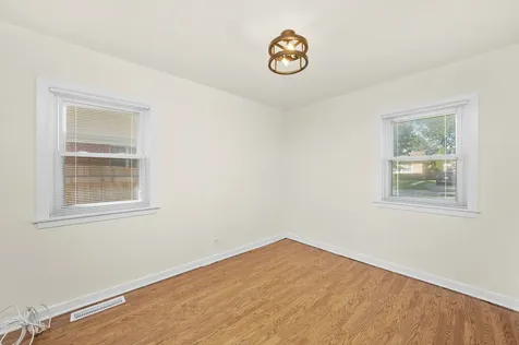 1621 South Crescent Avenue Park Ridge IL 60068