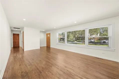 1621 South Crescent Avenue Park Ridge IL 60068