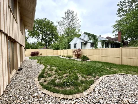 602 South Ridgeway Avenue Champaign IL 61821