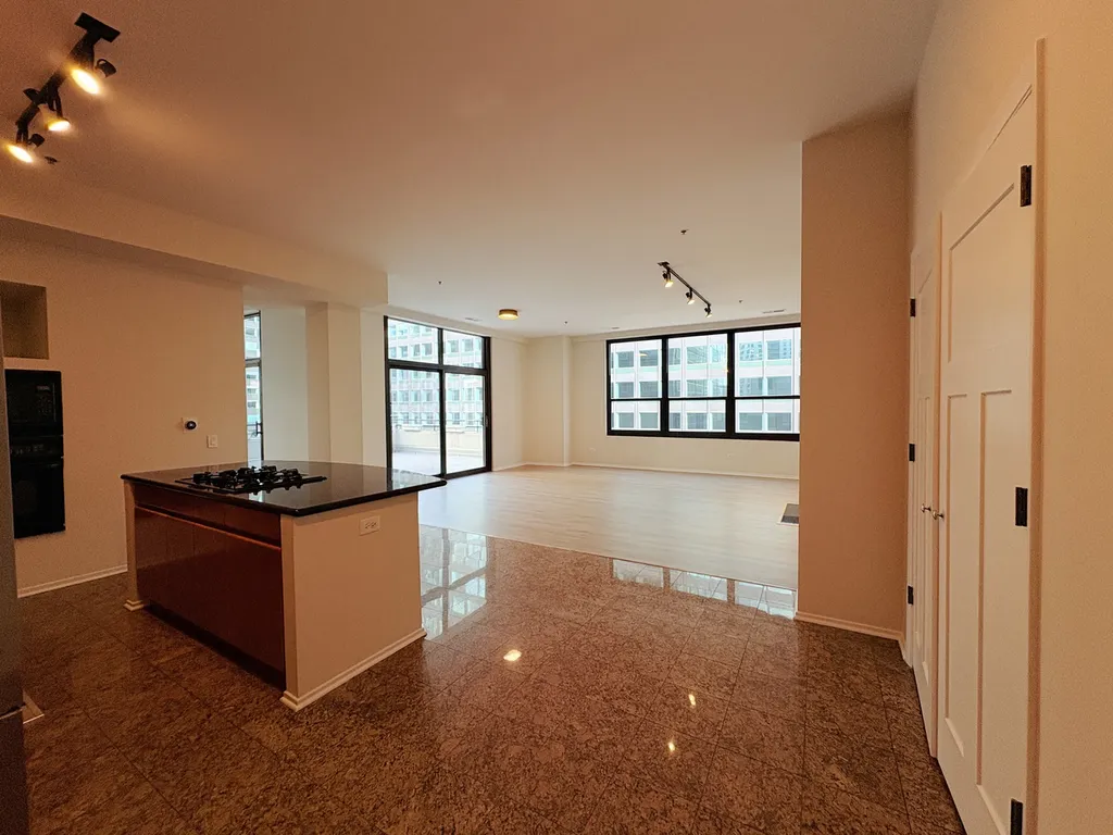 130 South Canal Street Chicago IL 60606
