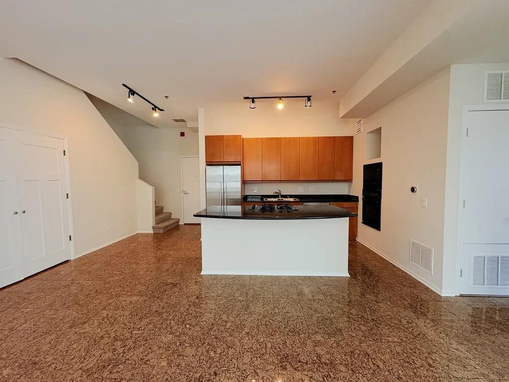 130 South Canal Street Chicago IL 60606