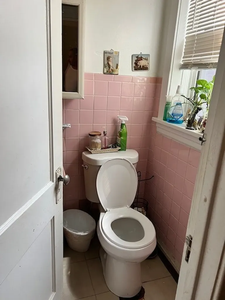 1946 West Armitage Avenue Chicago IL 60647