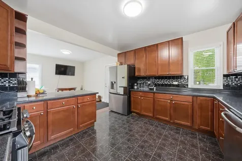 2 Elizabeth Street Calumet City IL 60409