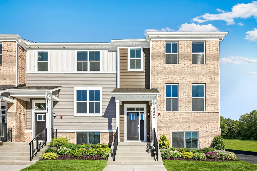 12321 Tinsley Street Huntley IL 60142