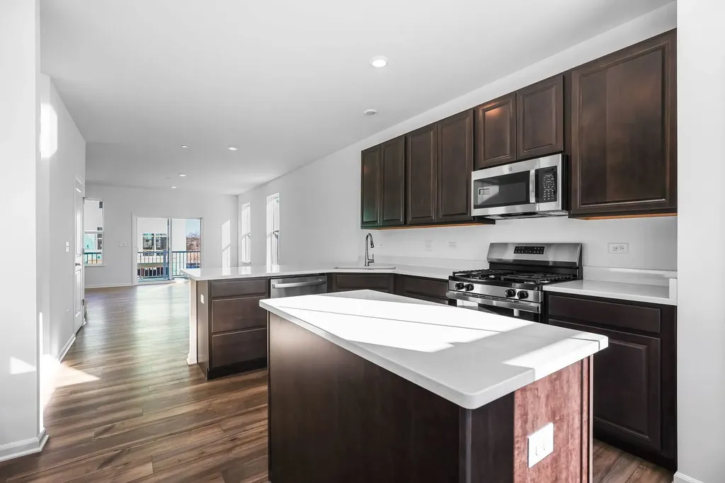 12321 Tinsley Street Huntley IL 60142