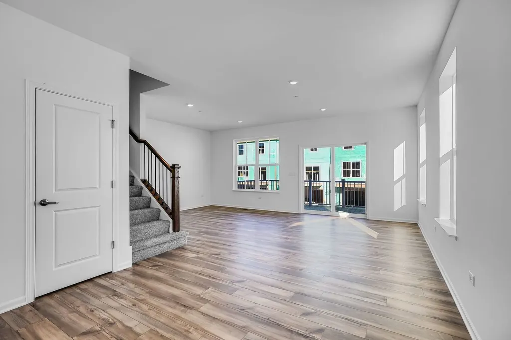 12321 Tinsley Street Huntley IL 60142