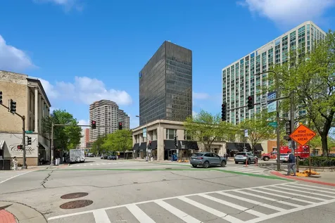 1516 Hinman Avenue Evanston IL 60201