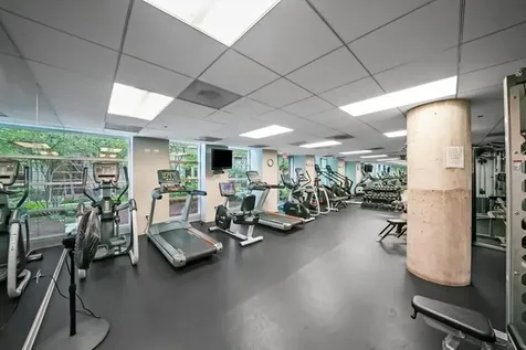720 North Larrabee Street Chicago IL 60610