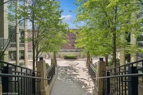 720 North Larrabee Street Chicago IL 60610