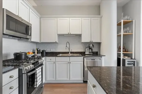 720 North Larrabee Street Chicago IL 60610