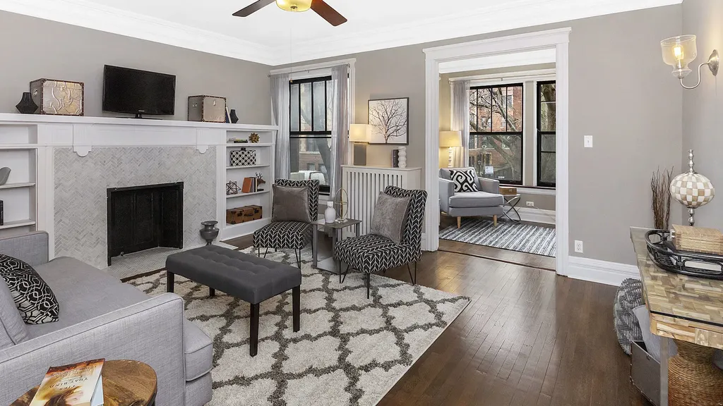 1367 East 52nd Street Chicago IL 60615