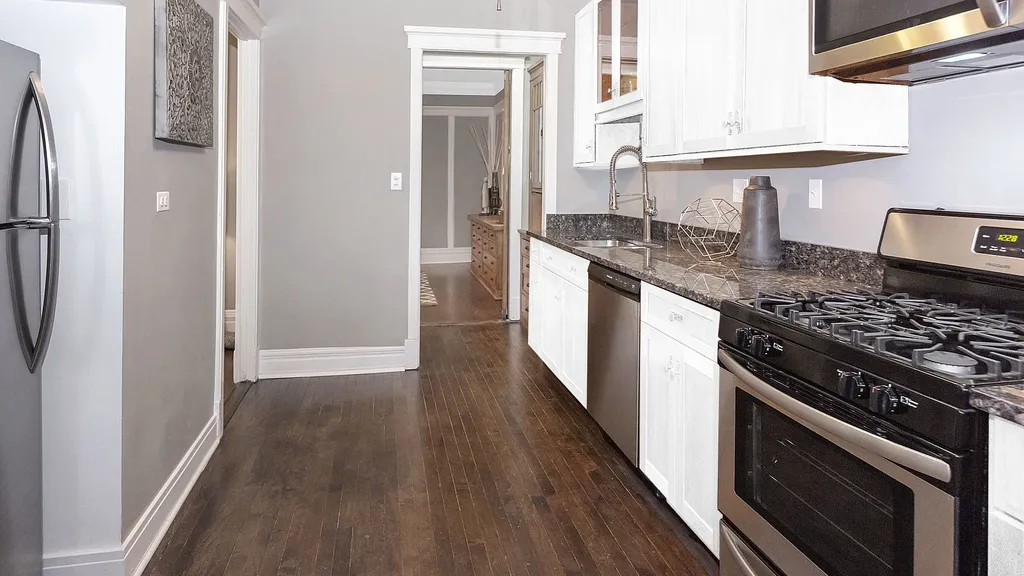 1367 East 52nd Street Chicago IL 60615
