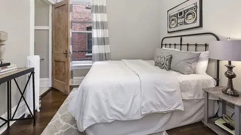 1367 East 52nd Street Chicago IL 60615