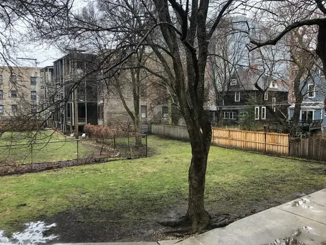 1367 East 52nd Street Chicago IL 60615