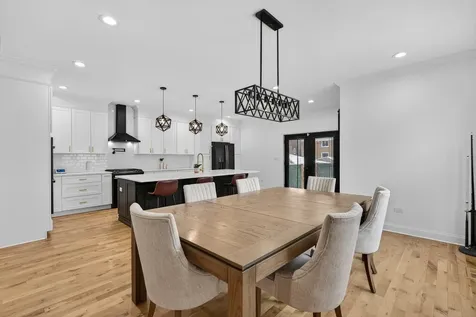2514 Harvey Avenue Berwyn IL 60402
