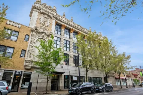 1635 West Belmont Avenue Chicago IL 60657