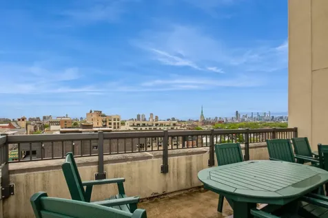 1635 West Belmont Avenue Chicago IL 60657