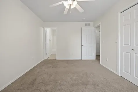 3 Ross Drive Bloomington IL 61701