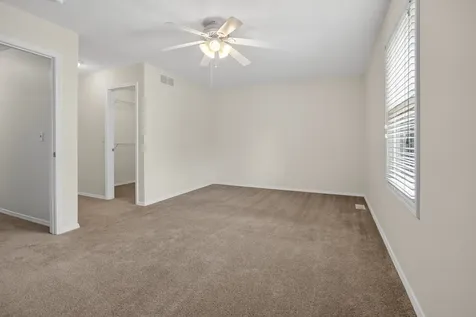 3 Ross Drive Bloomington IL 61701