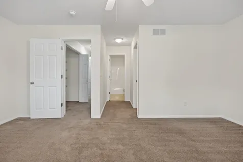 3 Ross Drive Bloomington IL 61701