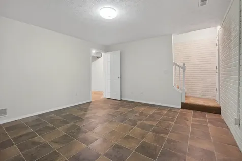 3 Ross Drive Bloomington IL 61701