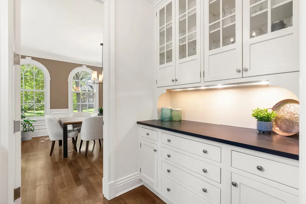 804 Greenwood Avenue Wilmette IL 60091