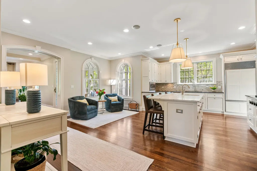 804 Greenwood Avenue Wilmette IL 60091