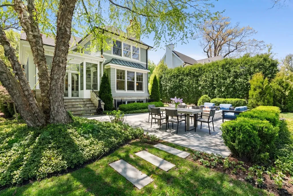804 Greenwood Avenue Wilmette IL 60091